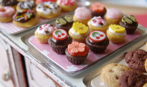 Stephanie Kilgast's Miniature Cupcakes